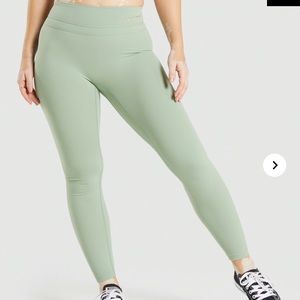 WHITNEY SIMMONS X GYMSHARK